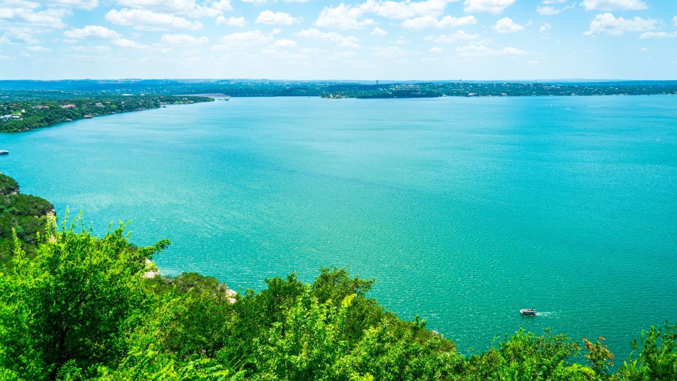 Barefoot Fishing Tours Lake Travis