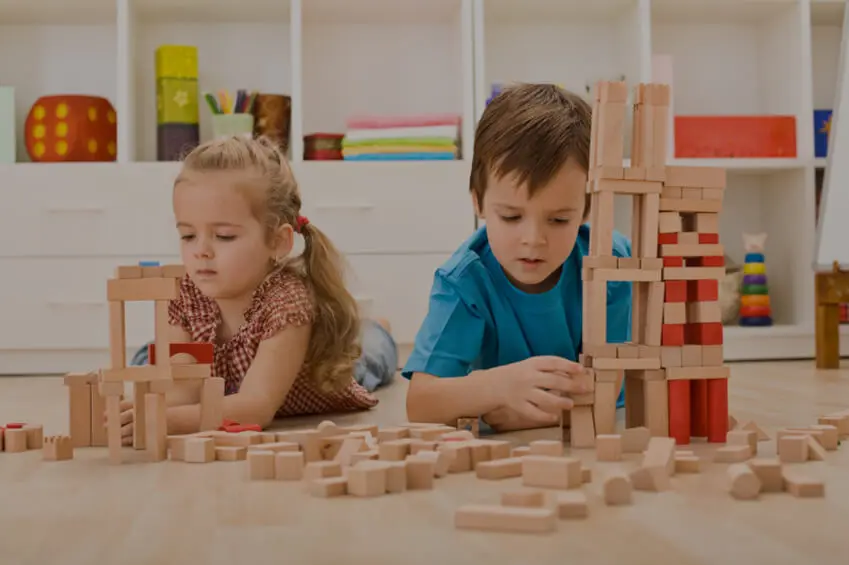 kids playing with blocks