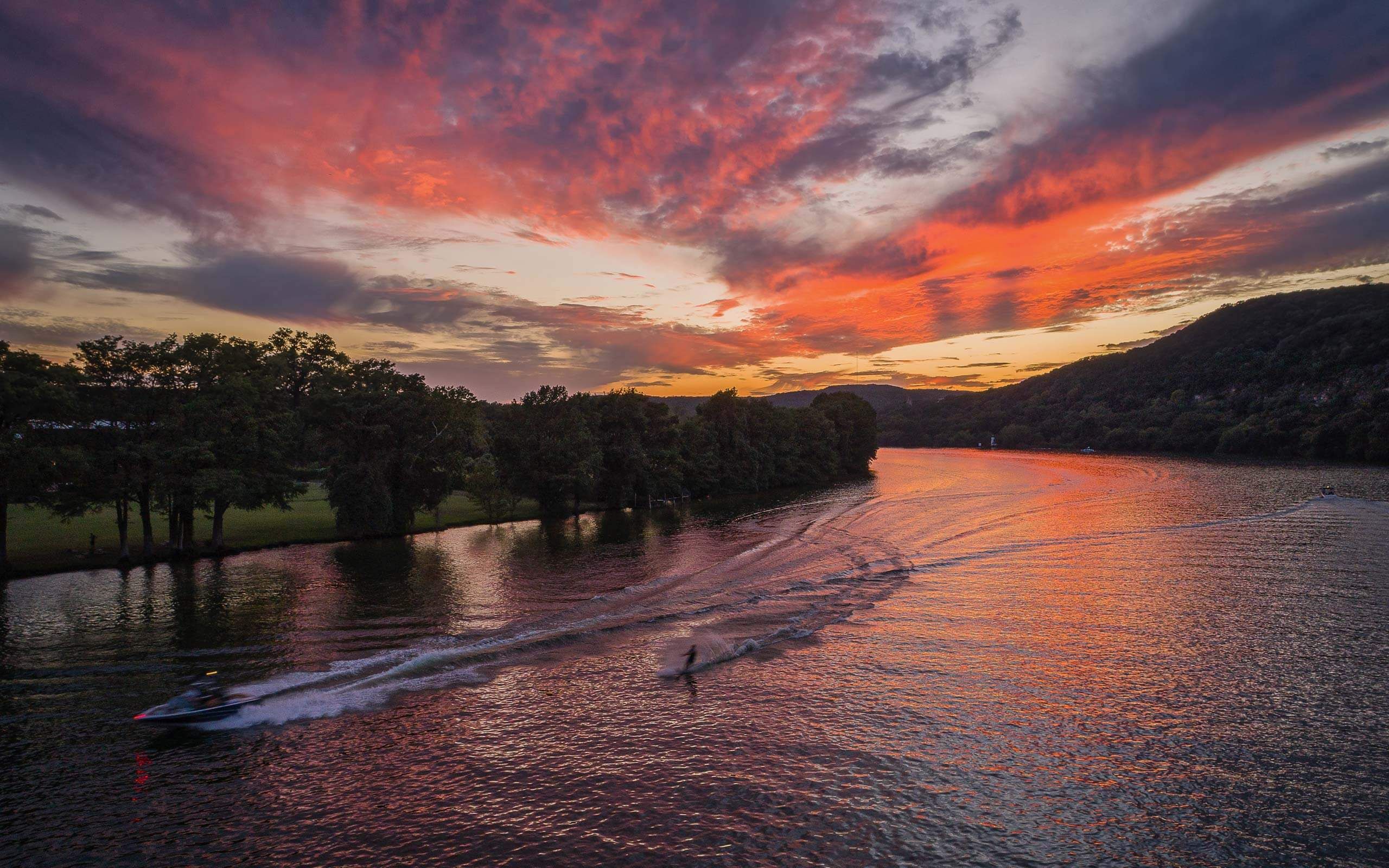 Float On - Lake Travis Boat Rentals